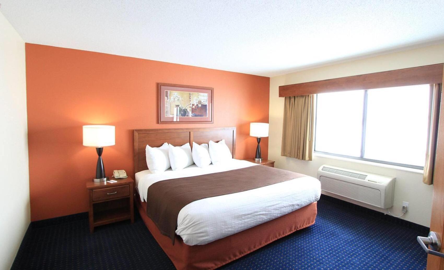 Hotel Americinn By Wyndham Airport Cedar Rapids