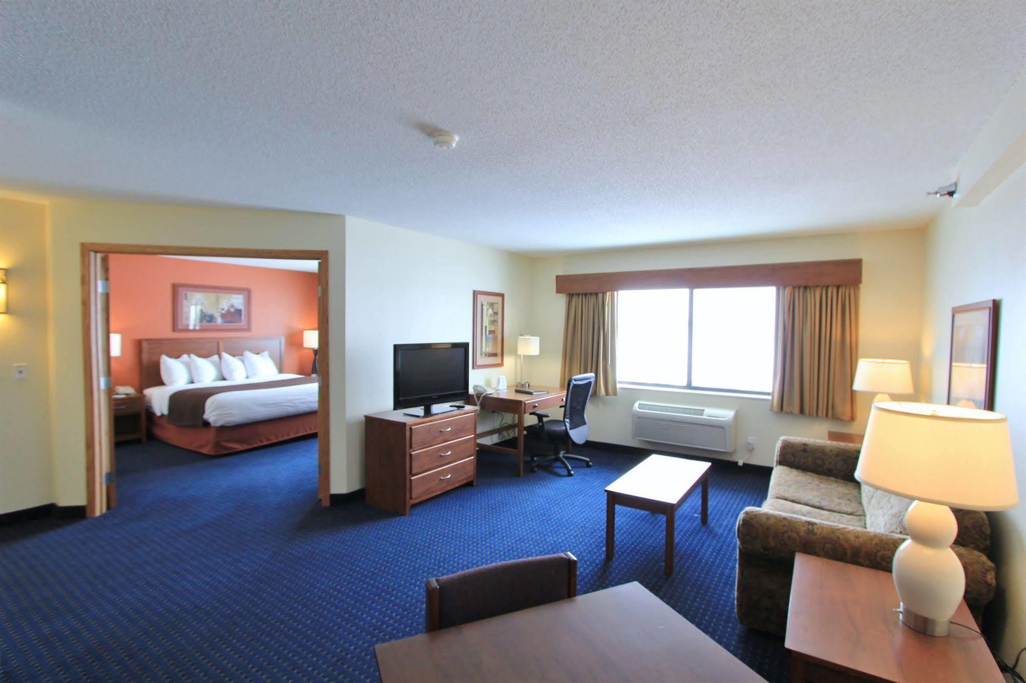 Americinn By Wyndham Airport 3*