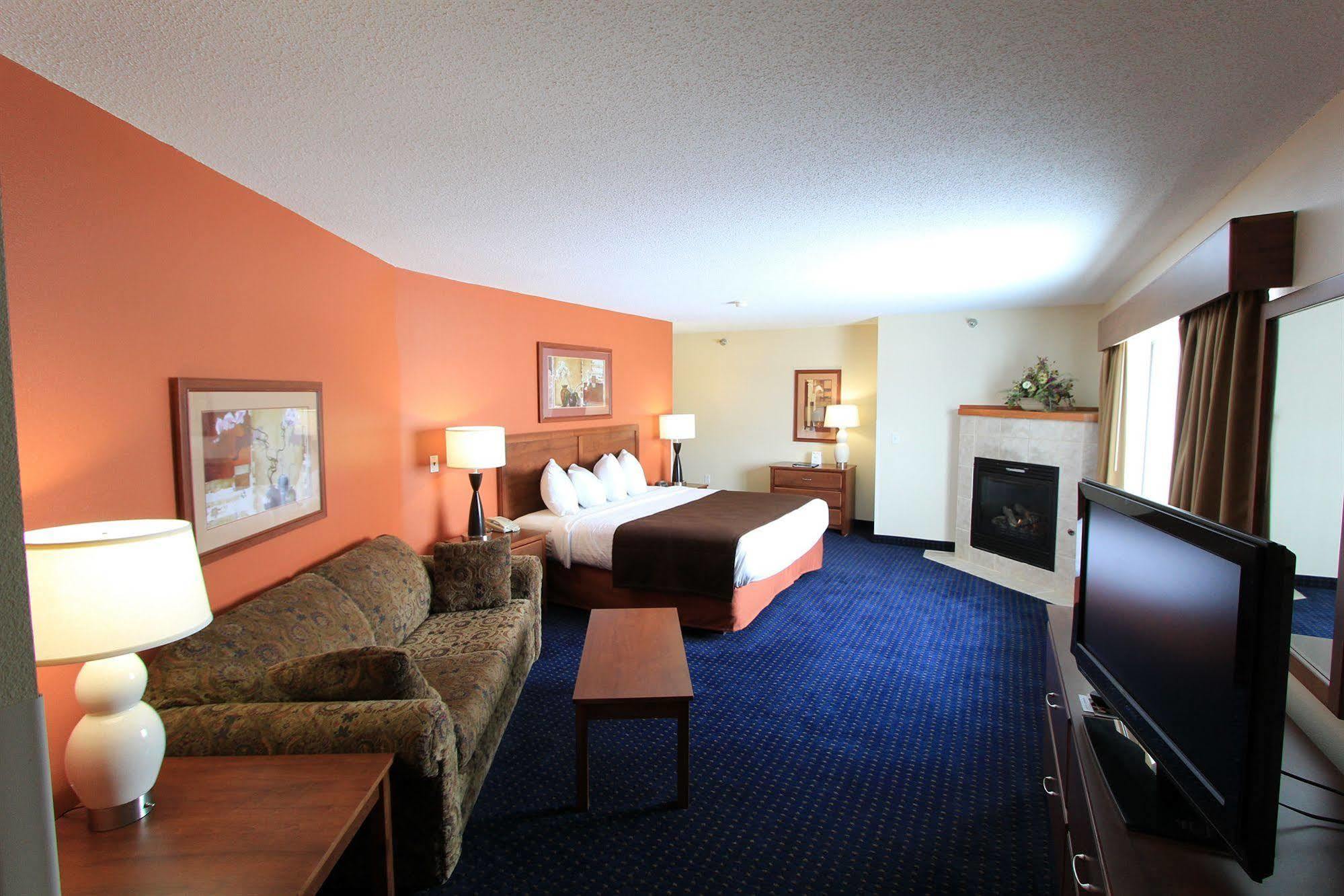 Hotel Americinn By Wyndham Airport Cedar Rapids