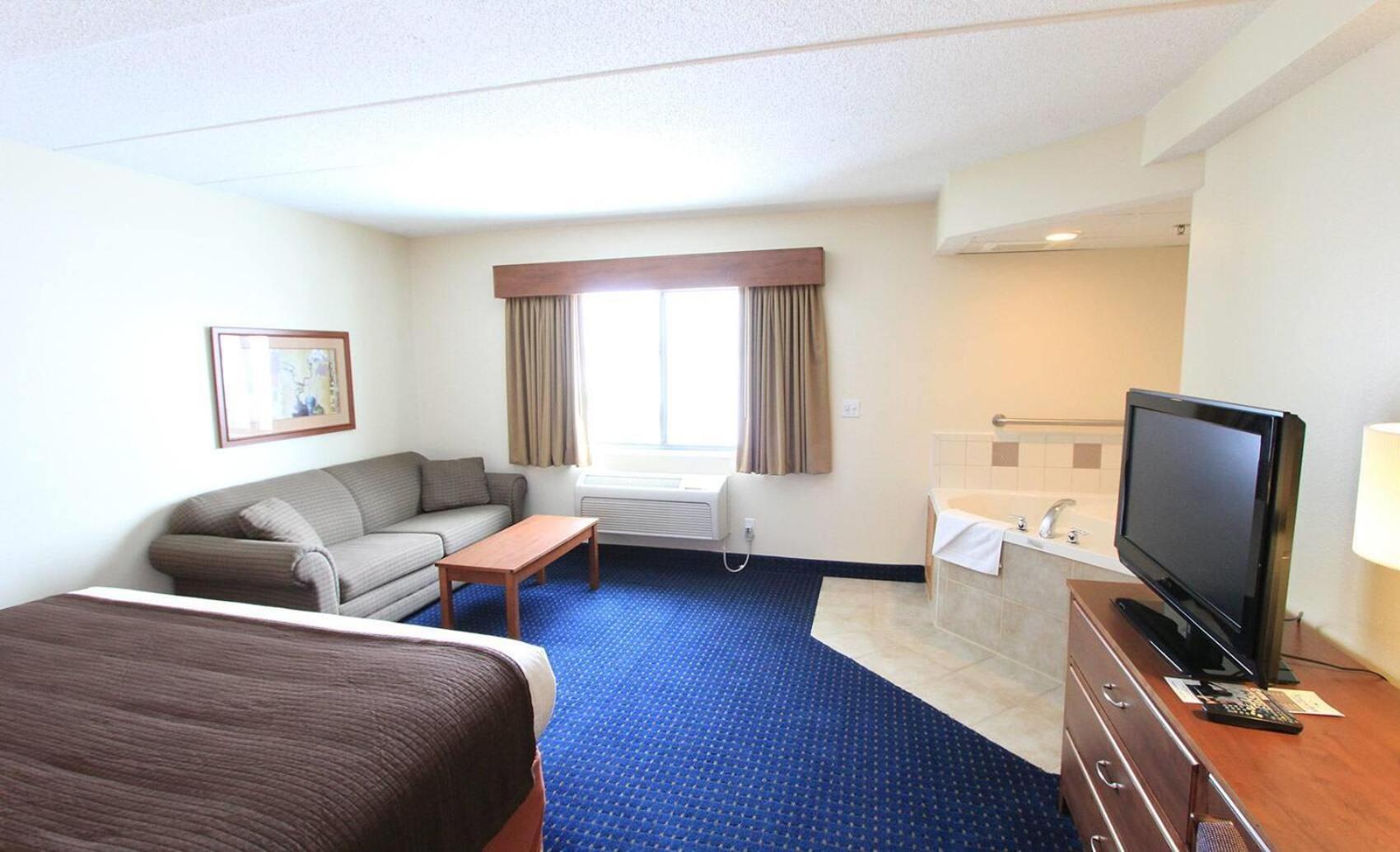 Americinn By Wyndham Airport Hotel Cedar Rapids