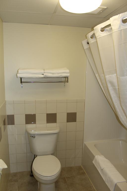 Americinn By Wyndham Airport Hotel 3*