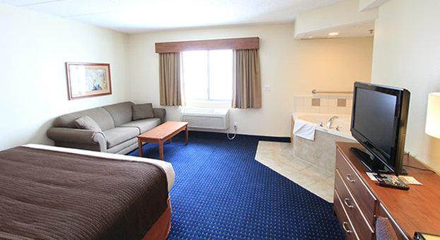 Americinn By Wyndham Airport Hotel